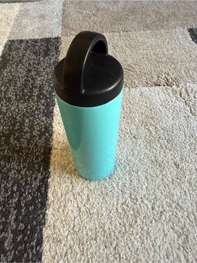 RTIC Aqua Stainless Insulated Water Bottle Tumbler with Black Lid-20oz